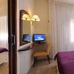 Hotel Rvhotels Avenida