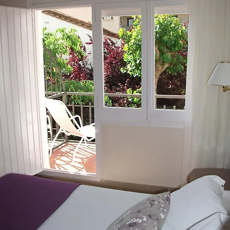 Rvhotels Avenida 2* Тосса-де-Мар