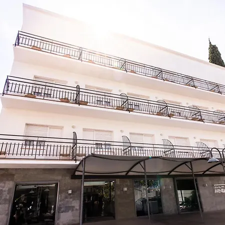 מלון Rvhotels Avenida 2*