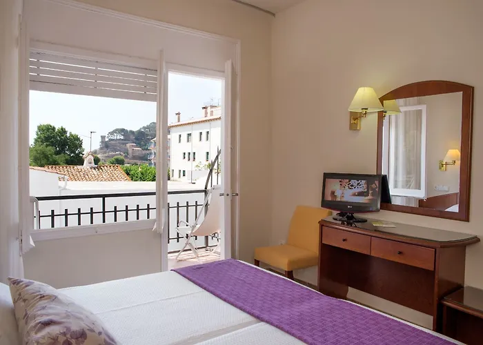 Rvhotels Avenida 2* טוסה דה מאר