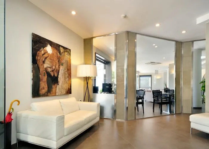 Hotel Rvhotels Avenida 2*