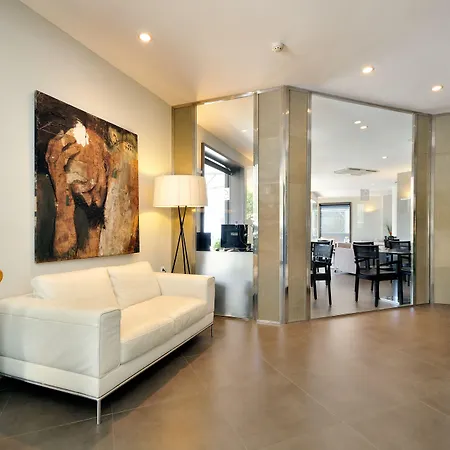 Rvhotels Avenida Hotel 2*
