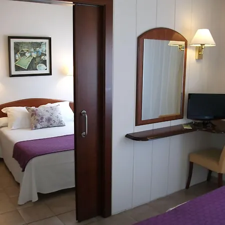 Hotel Rvhotels Avenida