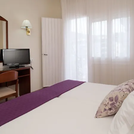 Rvhotels Avenida Hotel