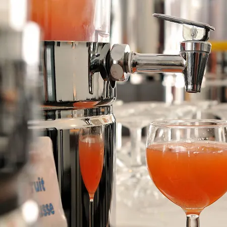 Hotel Rvhotels Avenida