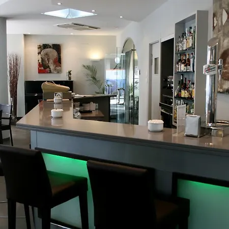 Hotel Rvhotels Avenida 2*
