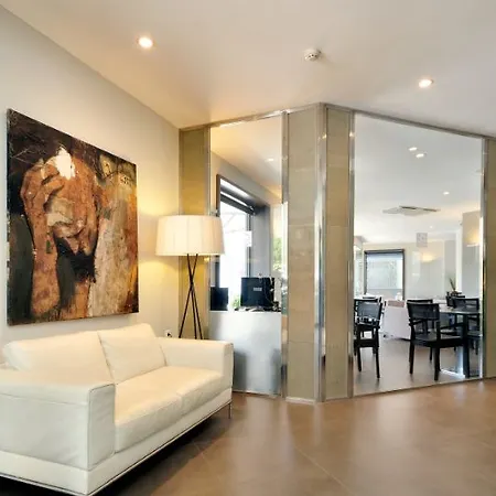 Hotel Rvhotels Avenida 2*