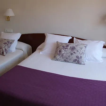 Rvhotels Avenida 2*