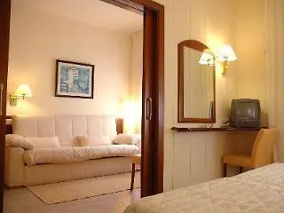 Hotel Rvhotels Avenida 2*