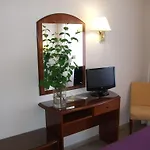 Rvhotels Avenida فندق 2*