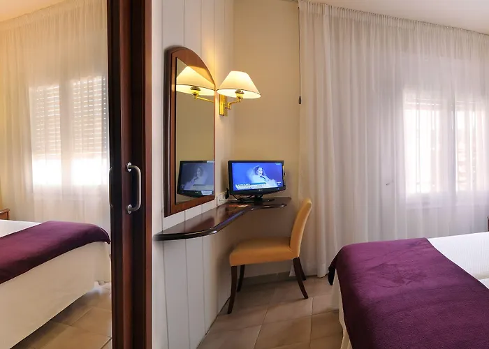 Hotel Rvhotels Avenida