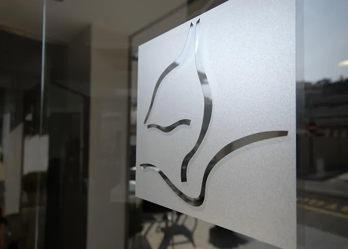 Rvhotels Avenida 2*