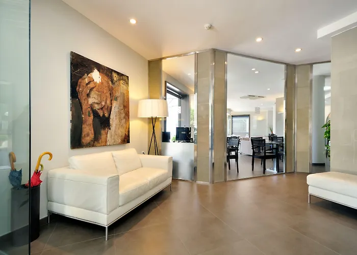 Rvhotels Avenida מלון 2*