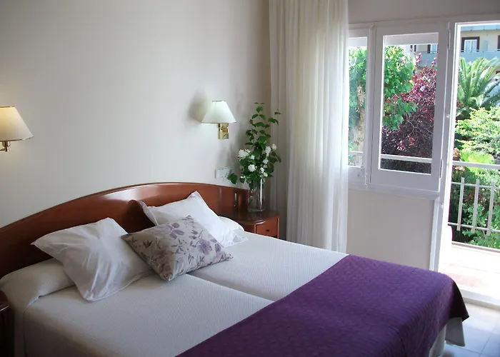 Hotel Rvhotels Avenida 2*