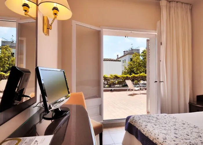 Hotel Rvhotels Avenida Tossa de Mar